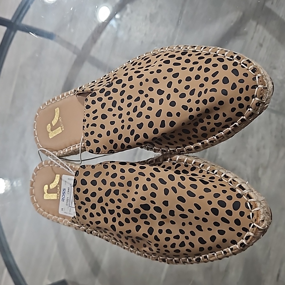 Womens Flats Size 8.5